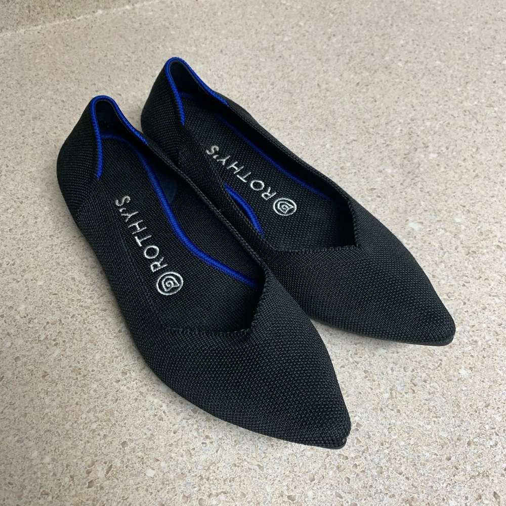 Rothy’s pointy toe flats - sz 8